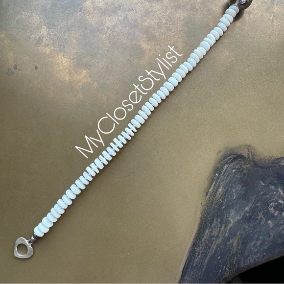 Anthropologie Sphere HEART TOGGLE Mother of Pearl Beaded Necklace mop - Picture 5 of 9